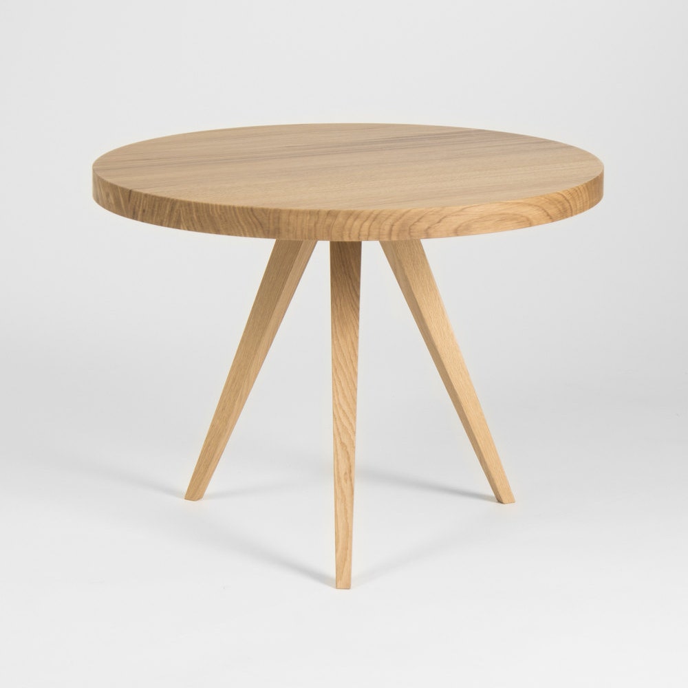 OKKO – Round coffee table, small end table, accent table, made of solid oak - Image 2