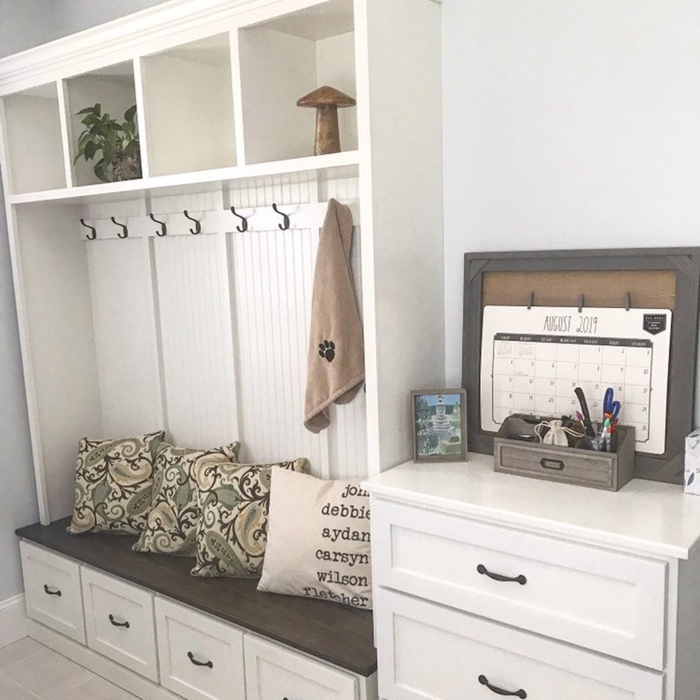 Georgia Mudroom Storage Bench with Drawers | 4-Section Entryway Hall Tree | Coat Rack & Cubbies | Custom Furniture | Hall Tree Bench - Image 6