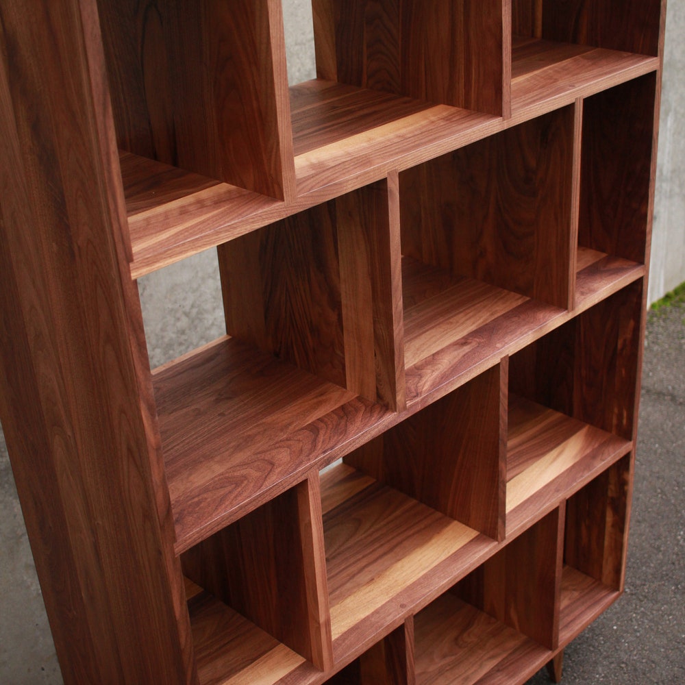 Knodler Vinyl LP Console, Mid-Century Modern Bookcase, Solid Hardwood Record Bookshelf, LP Shelf (Shown in Walnut) - Image 5