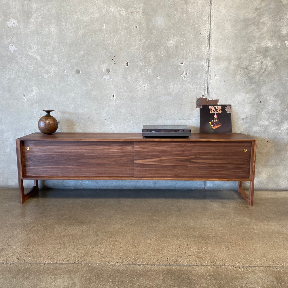 The Saba Vinyl Storage Credenza - Image 4