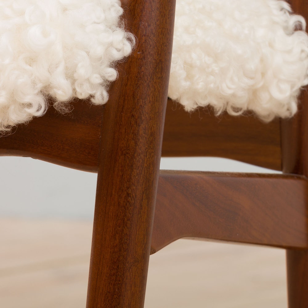 Th. Herlev, Farstrup solid teak chair in natural sheepskin upholstery, Denmark 1960s. - Image 9