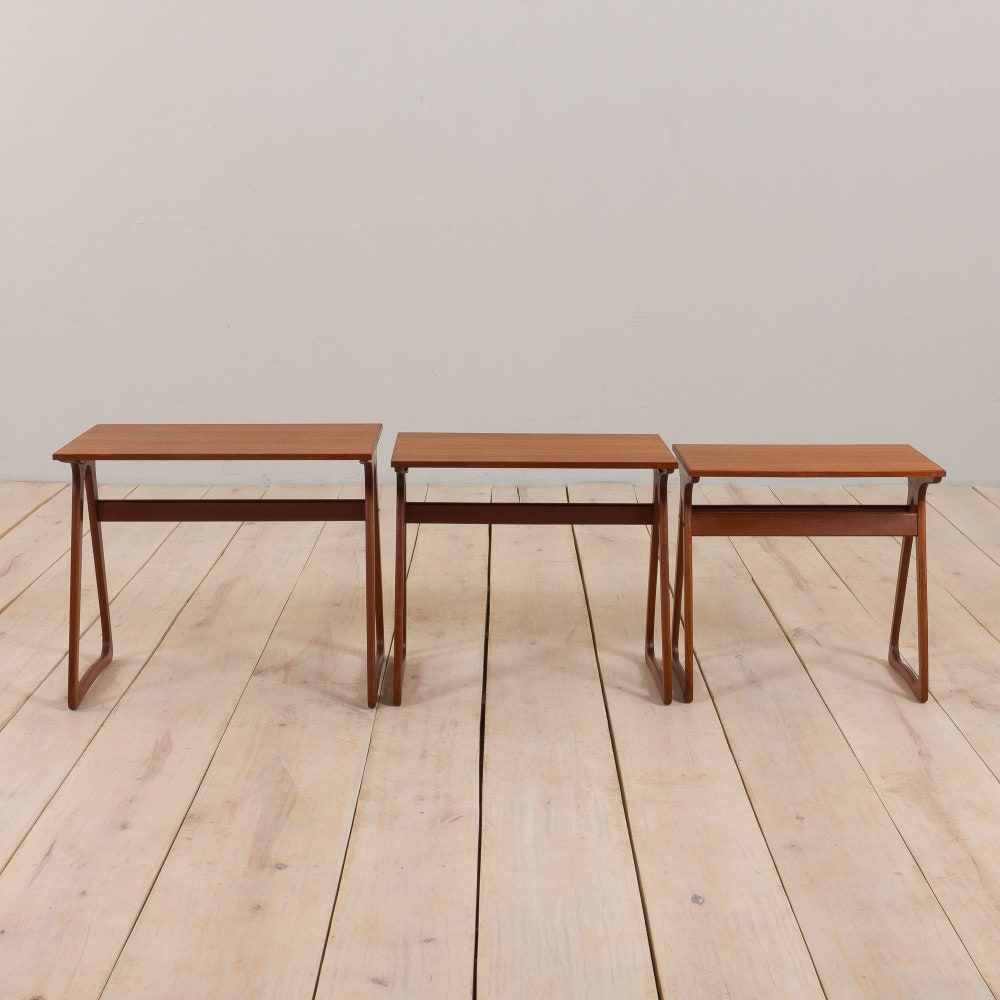Set of 3 vintage Danish modern nesting tables in teak in J. Andersen CFC style, 1960s - Image 6