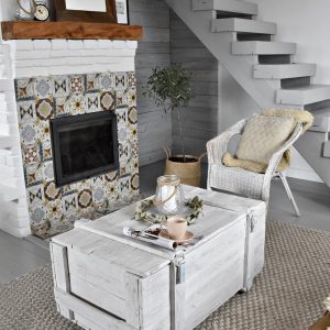 il_1000x1000.4702538498_oxp7.jpg Old white chest army box coffee table rustic style organic barn wood reclaimed solid wood on wheles massive table chic provencal table MFW