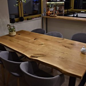 il_1000x1000.4819148916_mwcw.jpg Oak live edge dining table with epoxy resin steel black legs loft industrial modern style organic solid wood massive table natural warm MFW