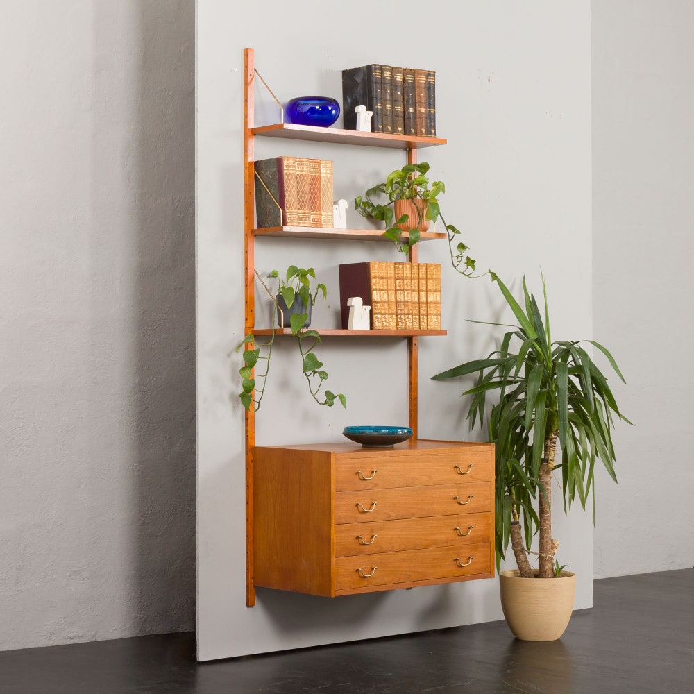 Danish one bay mid century wall unit with chest of drawers and brass hardware, 1950s - Image 2