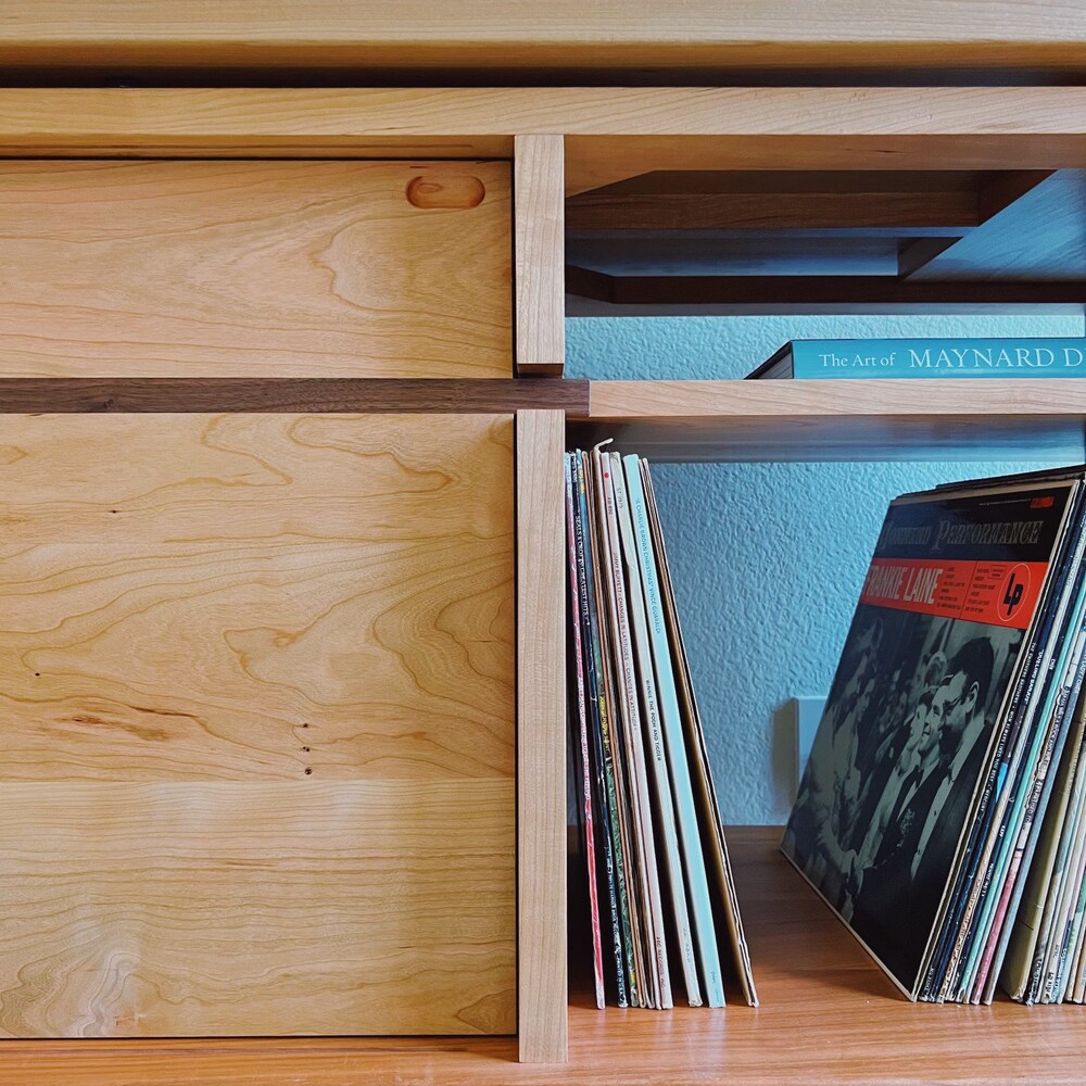 The Austen | Solid Wood | Mid-Century Modern Record Console - Image 7