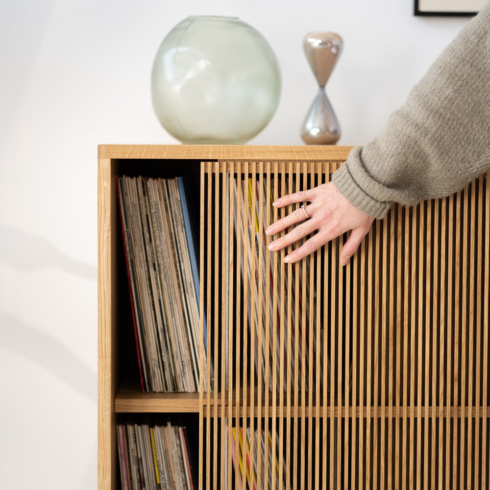 TONN 101 HIGH - Modern solid oak cabinet, stylish and versatile storage solution - Image 9