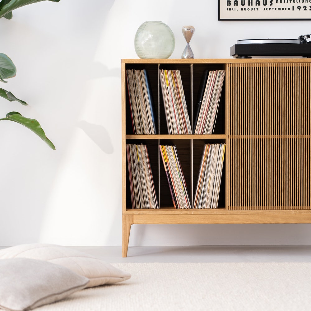 TONN 101 HIGH - Modern solid oak cabinet, stylish and versatile storage solution - Image 7