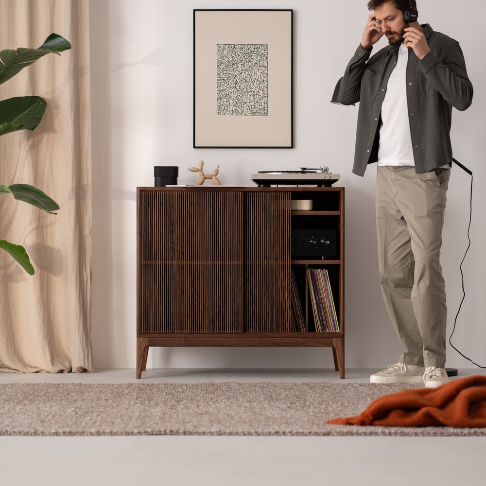 TONN 101 HIGH - Tall modern walnut credenza, stylish storage cabinet - Image 3