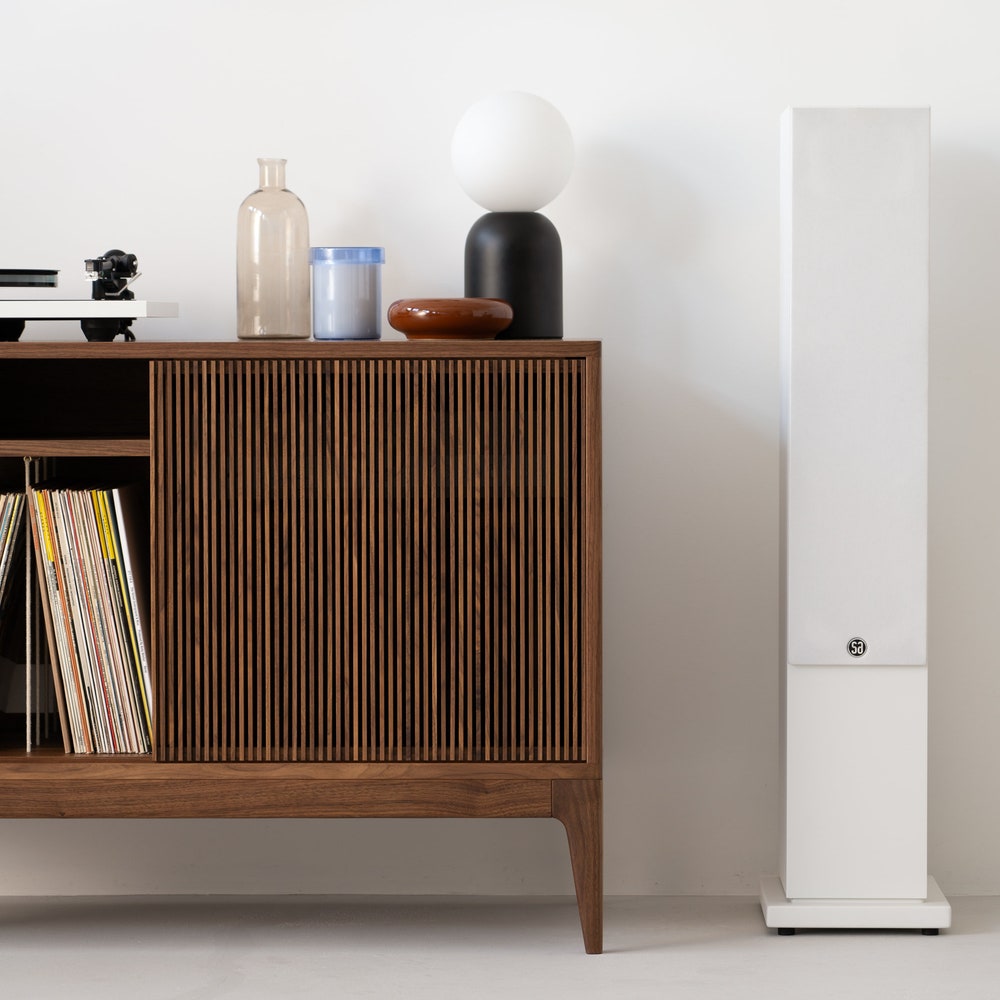 TONN 101 – Walnut Wood Record Player Stand - Vinyl Storage - Image 4