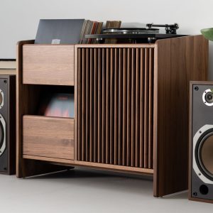 il_1000x1000.6143477683_huop-1.jpg FUSE – record storage: crafted walnut cabinet for turntables