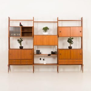 il_1000x1000.6206334551_2lja.jpg Scandinavian free-standing teak wall unit with 5 cabinets, Norway 1960s