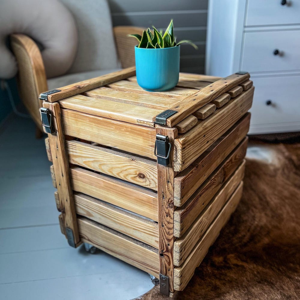 Old square chest box vitage military coffee table rustic country style organic redesign reclaimed solid pine light wood on wheles MFWdesign