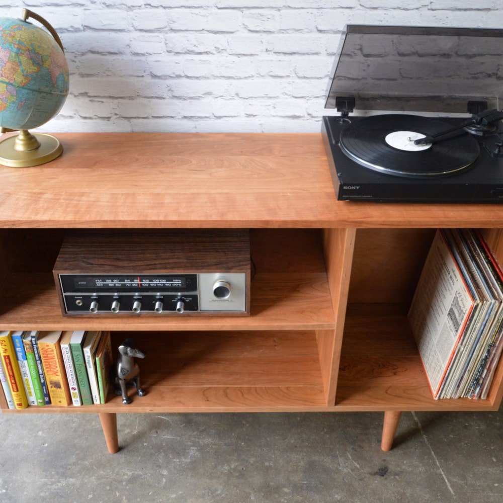 Cordial Credenza / Media cabinet in Cherry - In Stock! - Image 3