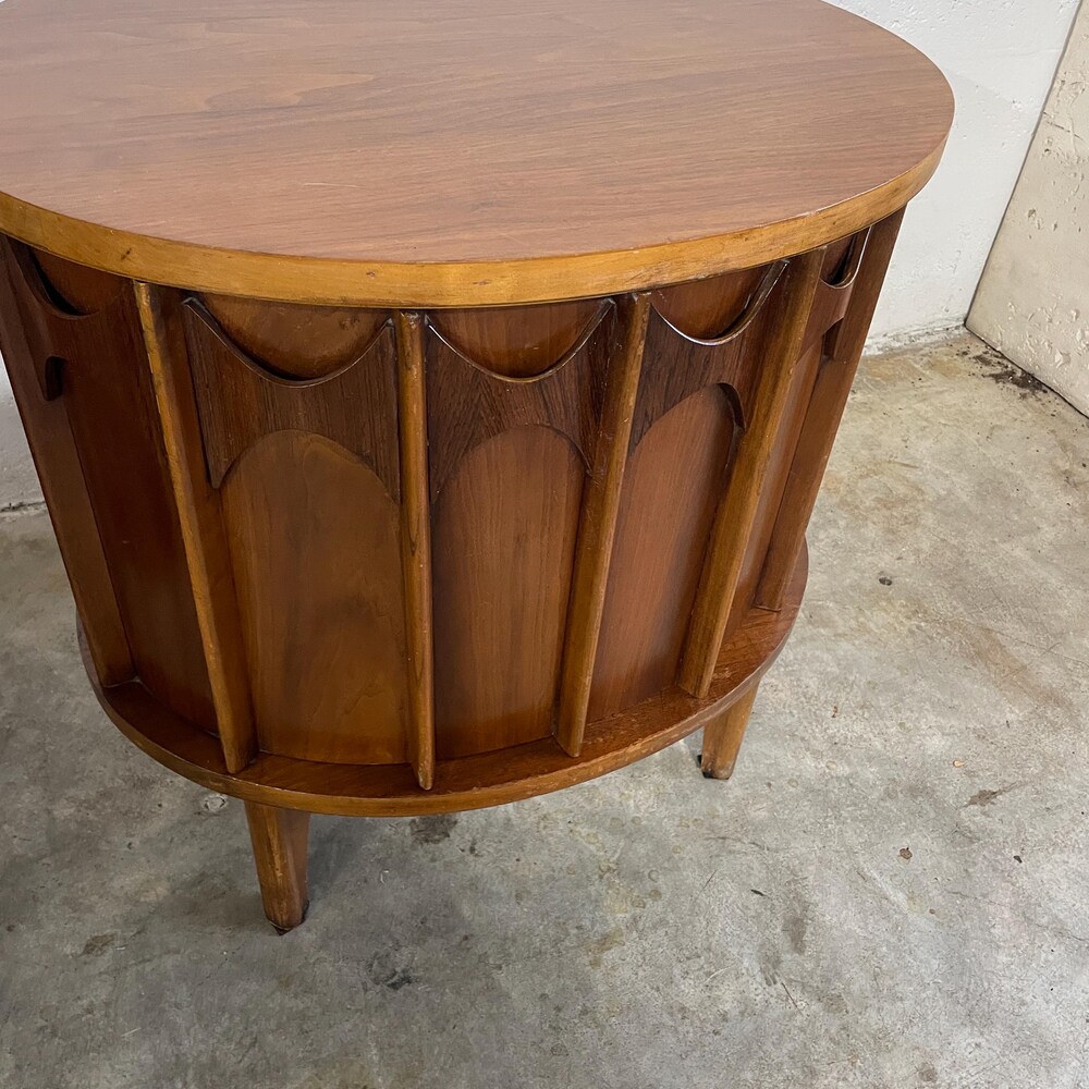 Mid Century Modern Pair Kent Coffey Perspecta Nightstands or Side Tables - Image 5