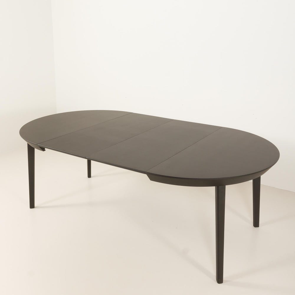 Ole Hald, circular extension teak dining table in black varnish for Gudme Mobelfabrik, Denmark, 1960s - Image 6