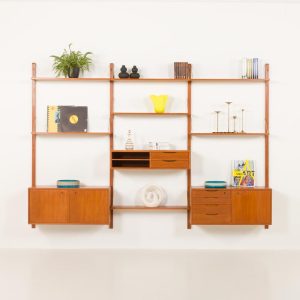 il_1000x1000.6819989557_5k6p.jpg Scandinavian mid century teak wall unit by Torbjørn Afdal for Ringerike Møbel & Trevarefabrikk, Norway 1960s